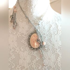 Cameo Pendant Necklace & Dangling Earrings